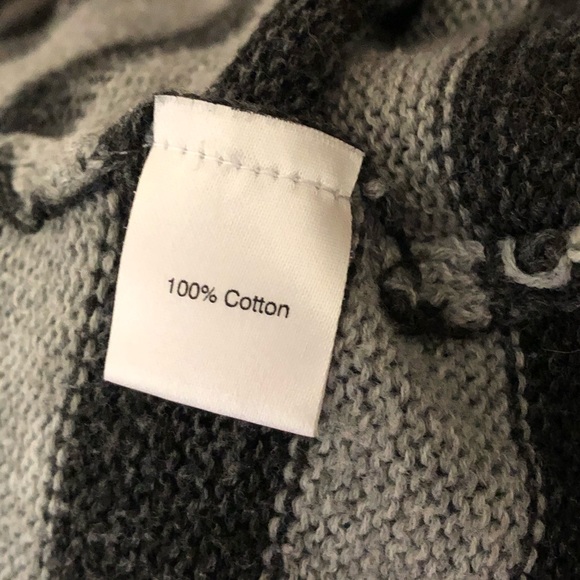 5/48 Gray Striped Ruffle Cardigan - Picture 8 of 8